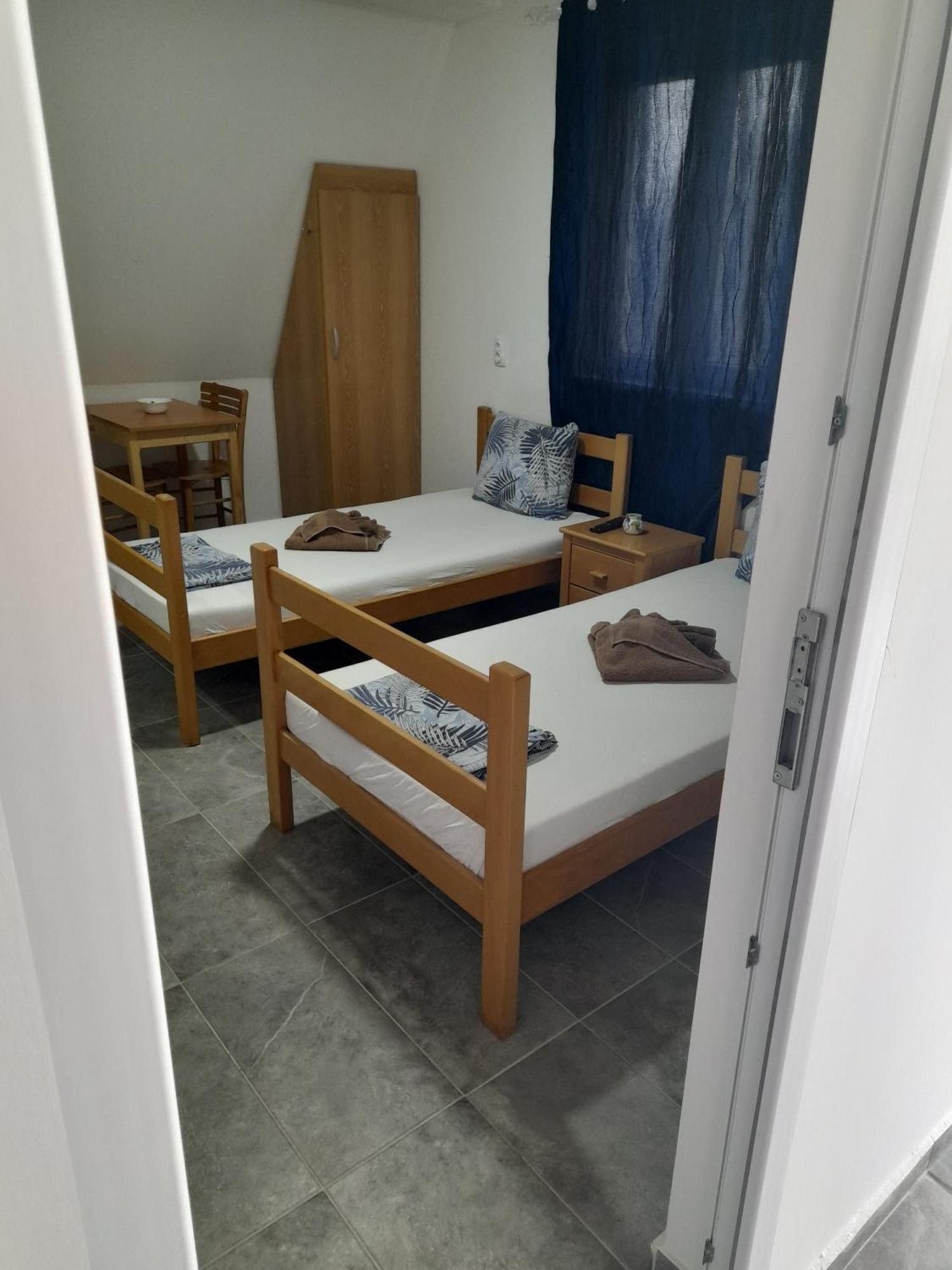 Libero Apartmani Surčin Екстериор снимка