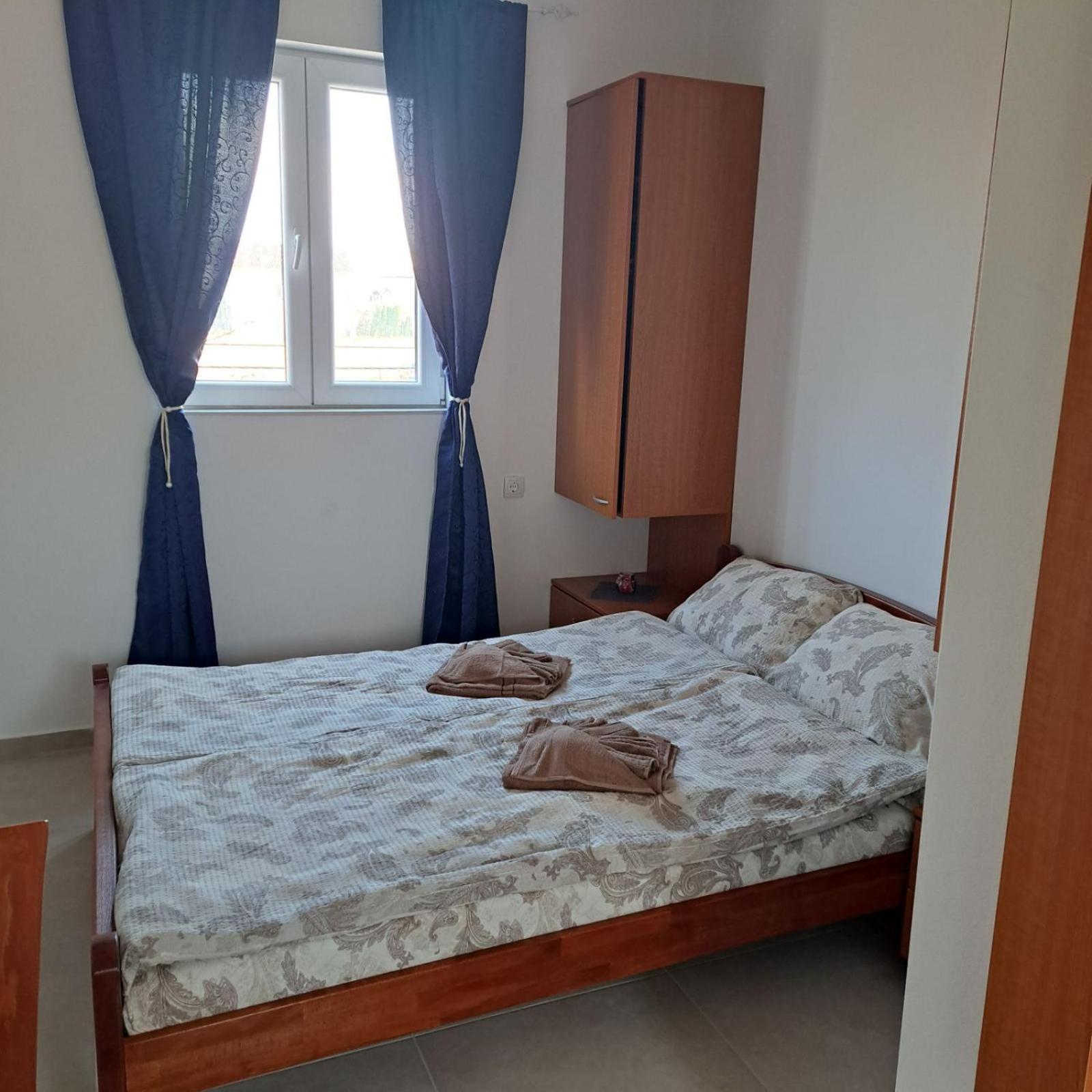 Libero Apartmani Surčin Стая снимка