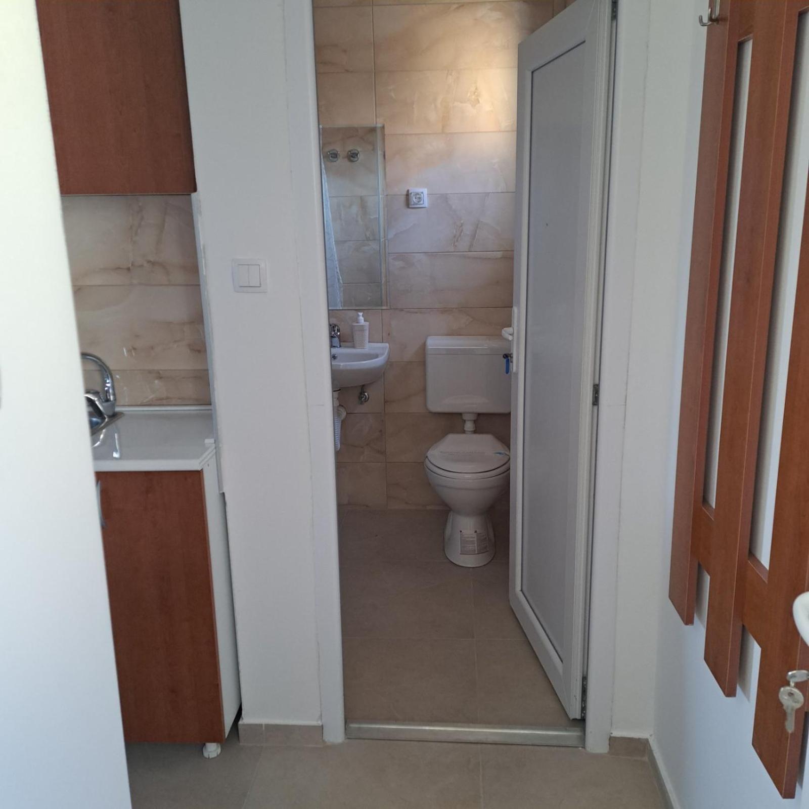Libero Apartmani Surčin Стая снимка