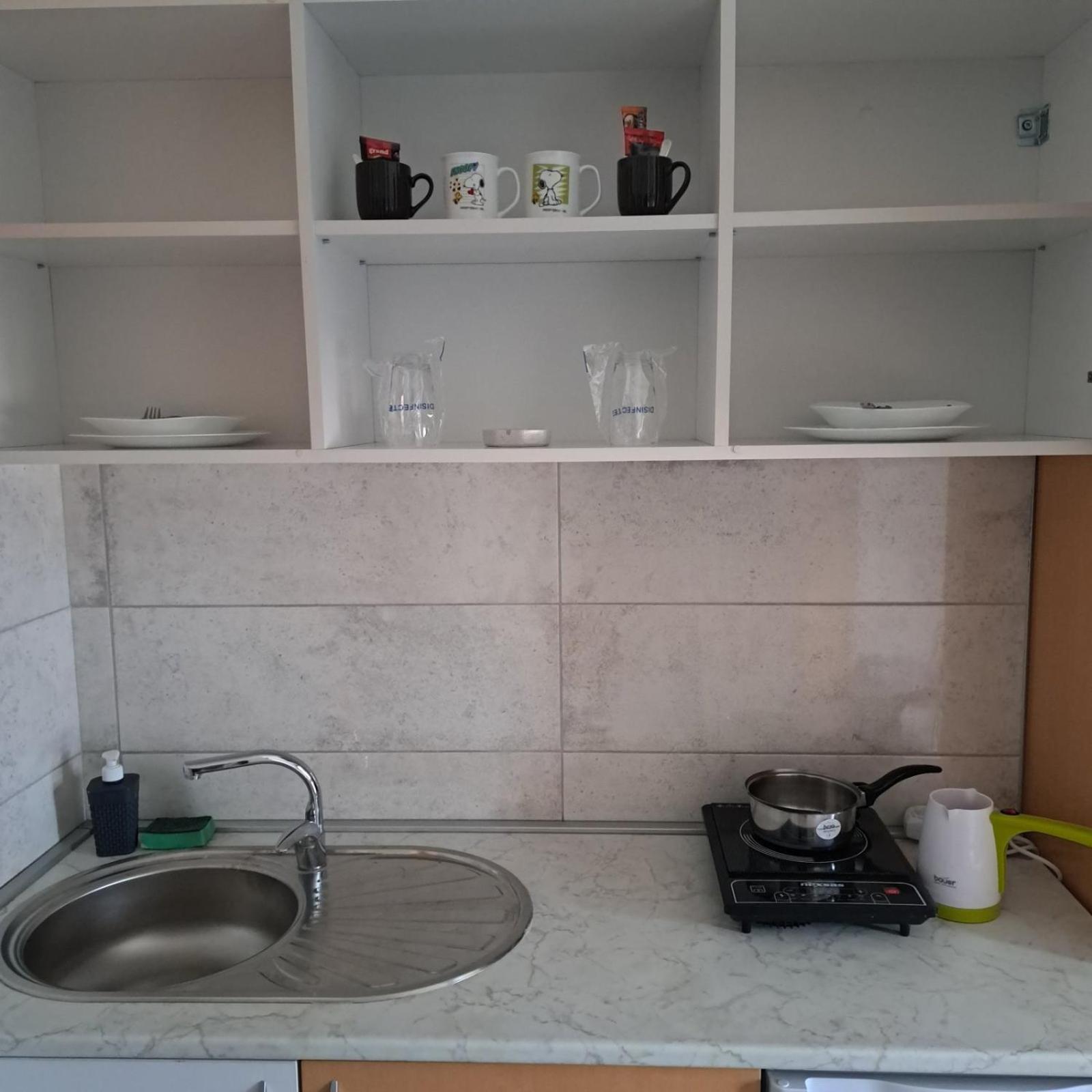 Libero Apartmani Surčin Стая снимка