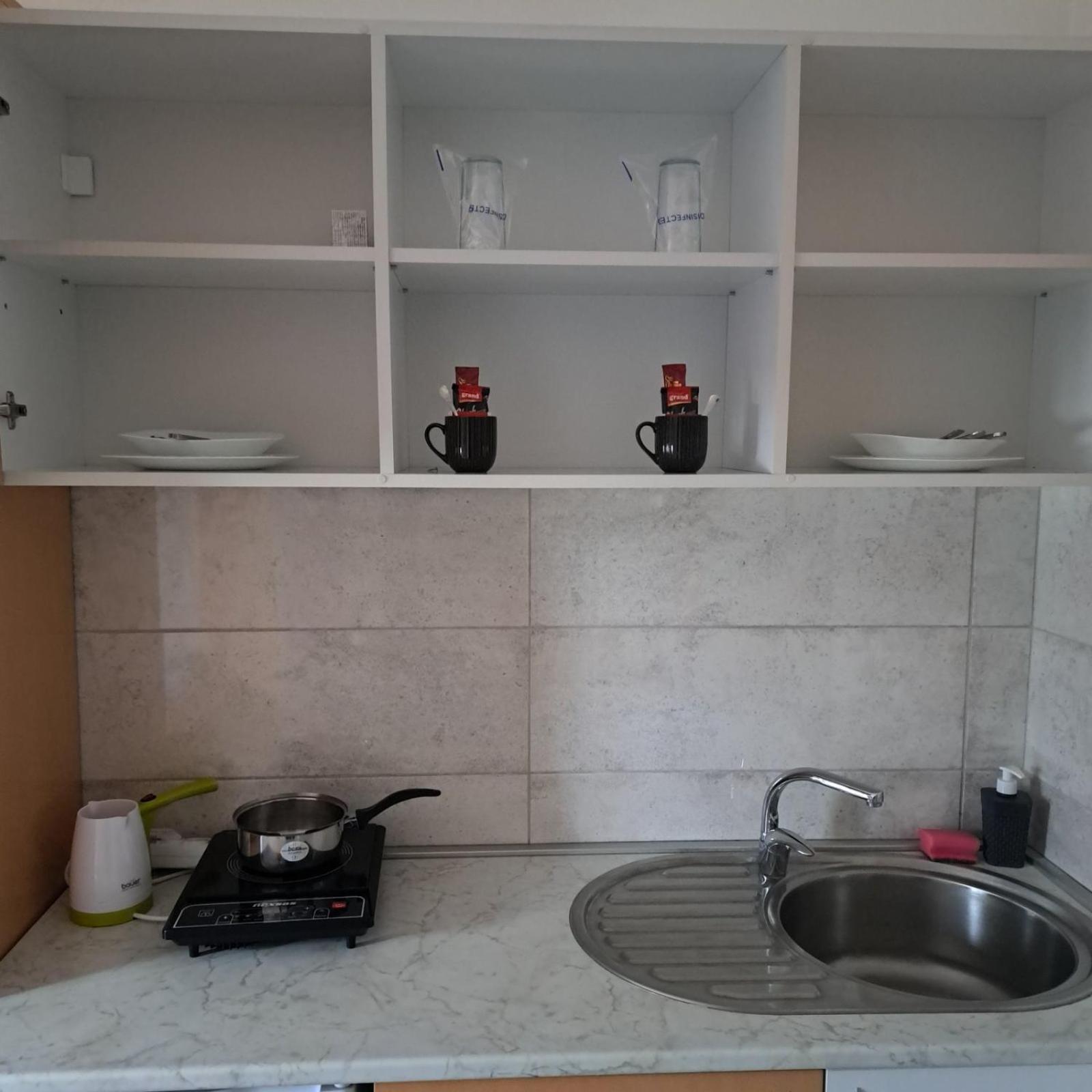 Libero Apartmani Surčin Стая снимка