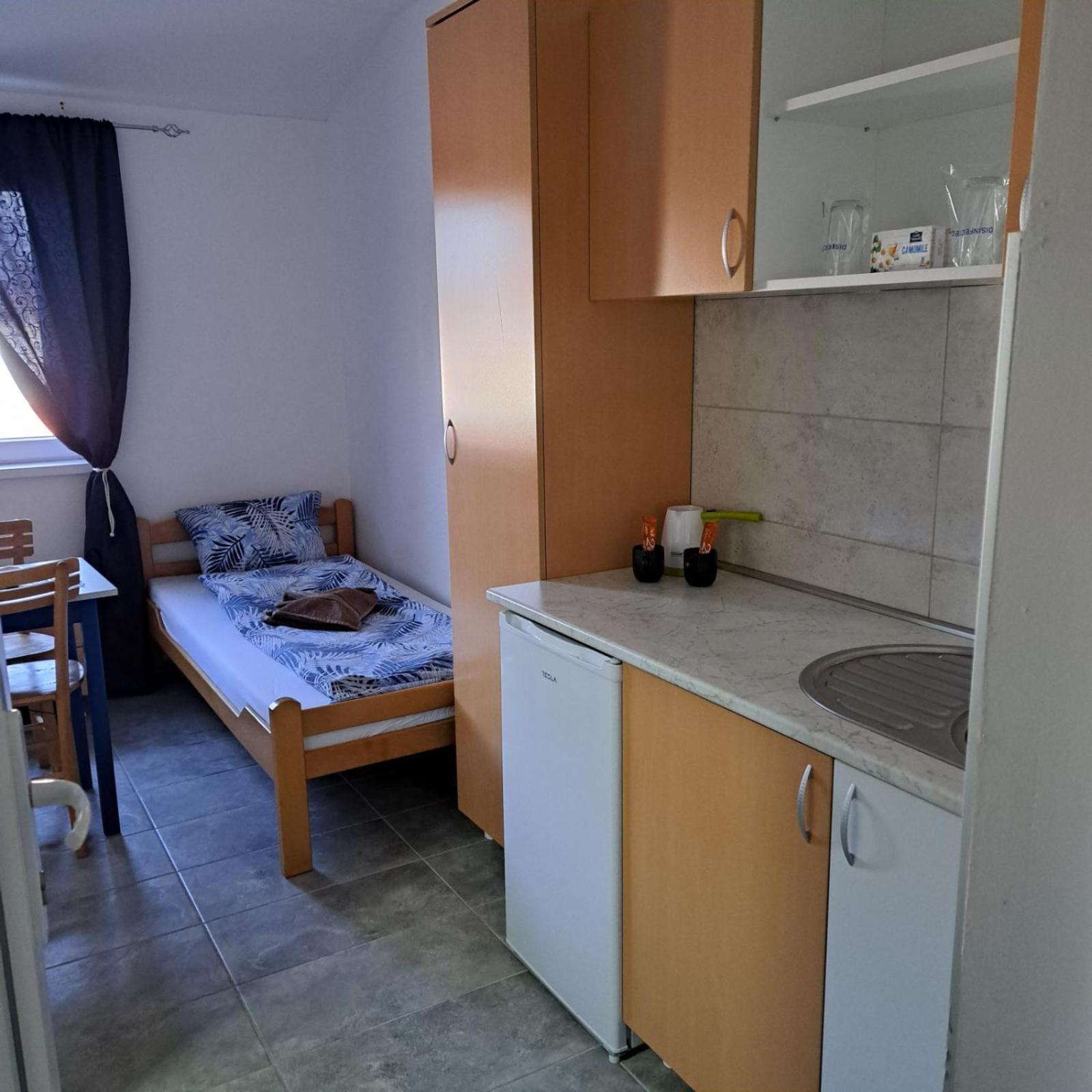 Libero Apartmani Surčin Стая снимка