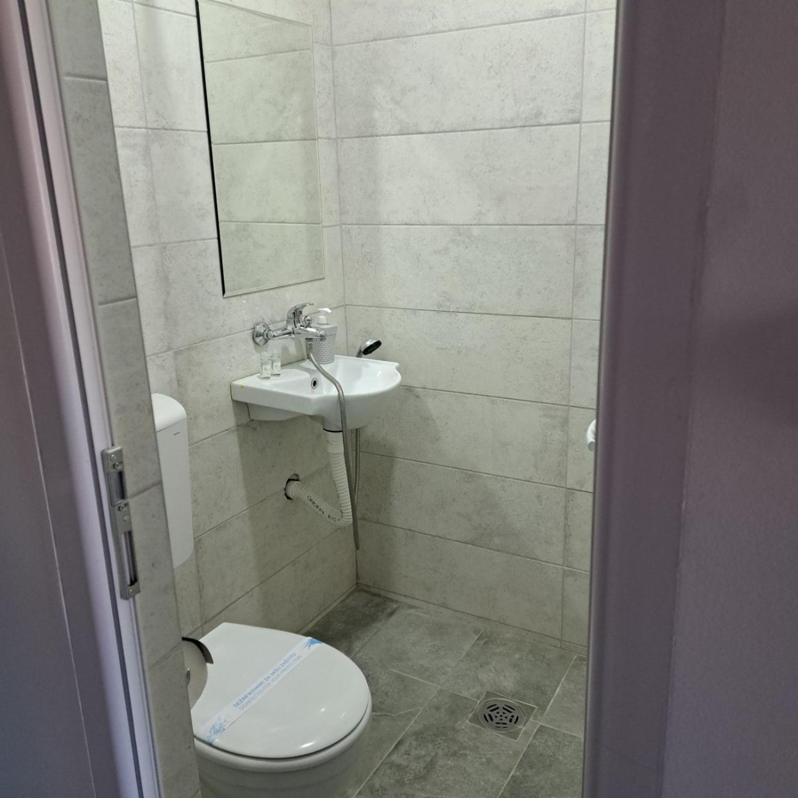 Libero Apartmani Surčin Стая снимка